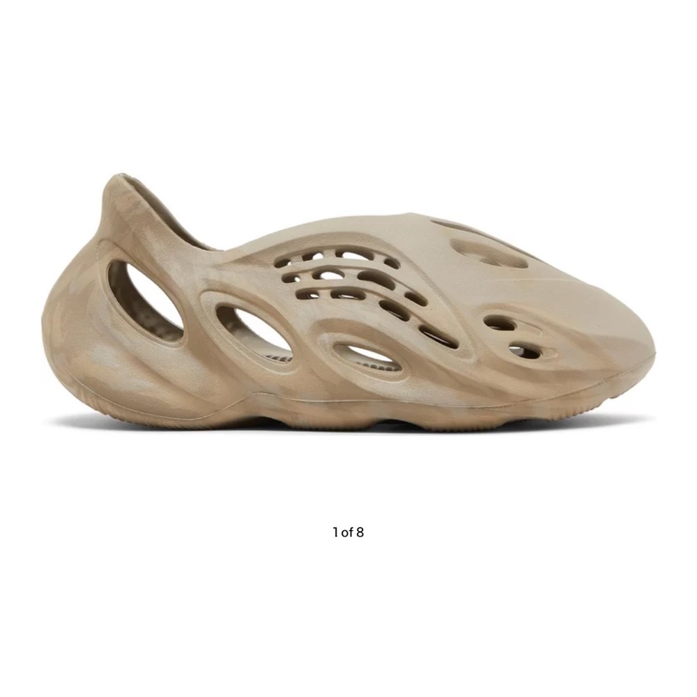 Yeezy stone sage foam runners